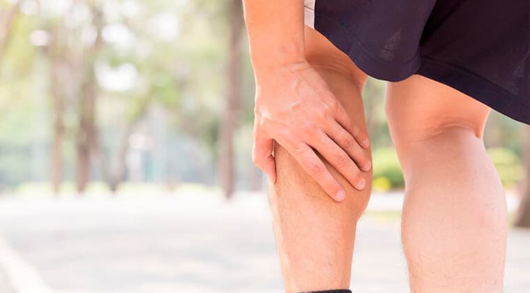 Dolor en piernas al caminar